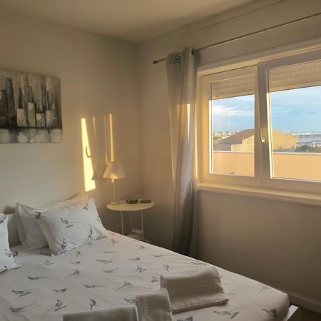 Harbour Views Penthouse Apartment โปโว เดอ วาร์ซิม ห้อง รูปภาพ