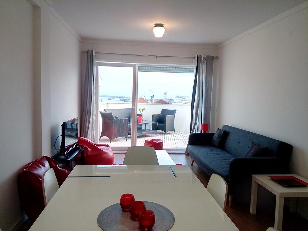 Harbour Views Penthouse Apartment โปโว เดอ วาร์ซิม ภายนอก รูปภาพ
